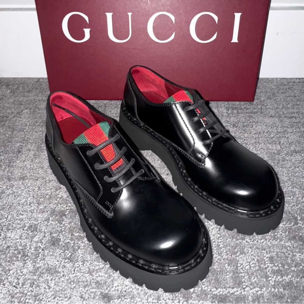 🛑 SOLD 🛑 GUCCI
Thea Lug Sole Shoes
Women’s EU 39.5 - Picture 2 of 16